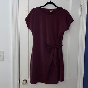 Gorgeous & stretchy twist front t shirt dress